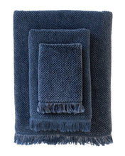 Load image into Gallery viewer, Avila Bath Collection