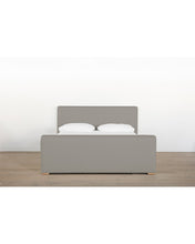 Load image into Gallery viewer, Faris Bed