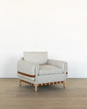 Load image into Gallery viewer, Lybbert Accent Chair
