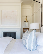 Load image into Gallery viewer, Madri Pillow
