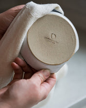 Load image into Gallery viewer, Blue Rimmed Spoon Rest