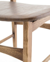 Load image into Gallery viewer, Bobby Chair
