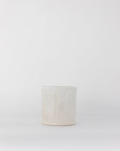 Load image into Gallery viewer, Glossy White Scalloped Crock
