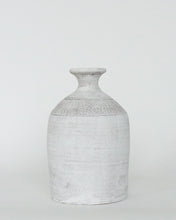 Load image into Gallery viewer, Hakan Vase
