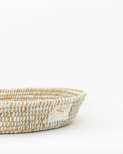 Load image into Gallery viewer, Handled Grass Basket
