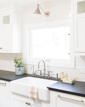 Load image into Gallery viewer, Hyde Hatch Hand Towel
