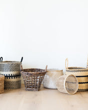 Load image into Gallery viewer, Elephant Grass Hampers
