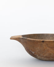 Load image into Gallery viewer, Vintage Dough Bowl
