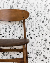 Load image into Gallery viewer, Juno Floral in White Wallpaper
