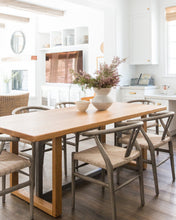 Load image into Gallery viewer, Jasper Chair
